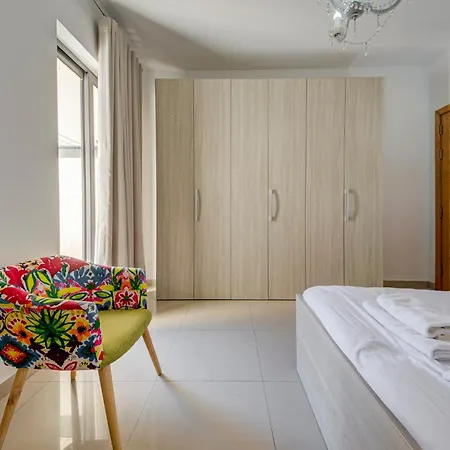 公寓 Comfortable 2br In Near Seafront 斯利马
