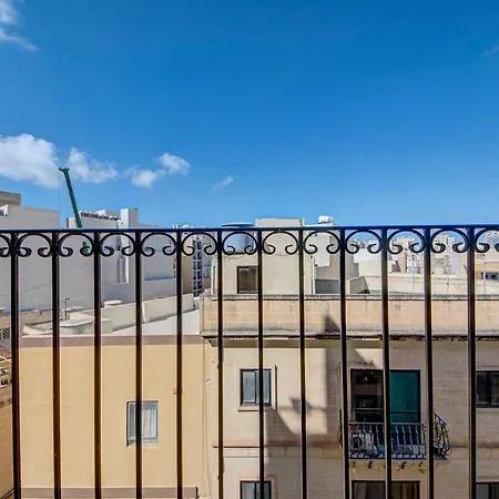 Comfortable 2br In Near Seafront 公寓 *