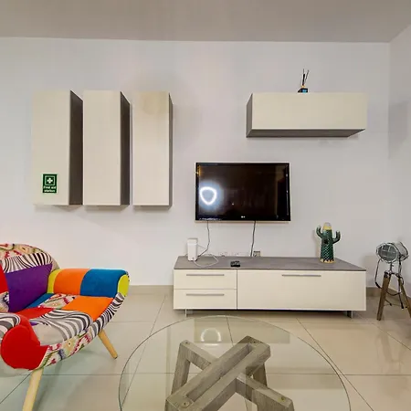 Comfortable 2br In Near Seafront 公寓 *