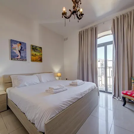 Comfortable 2br In Near Seafront 公寓 斯利马
